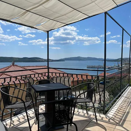 Calypso Daire Trogir