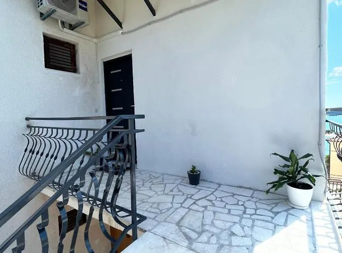 Calypso Daire Trogir