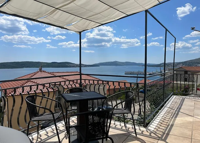 Calypso Daire Trogir